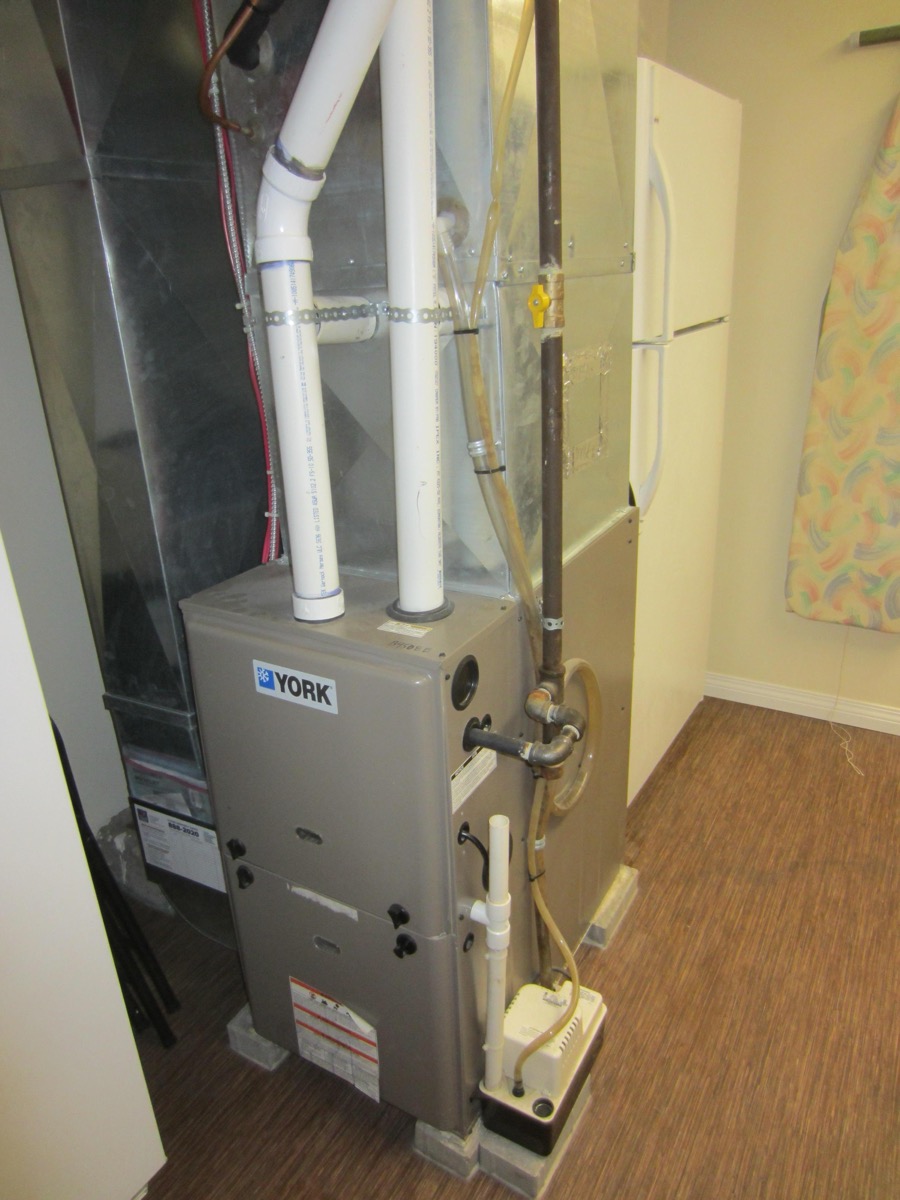 How to Fix a Furnace Blowing Cold Air