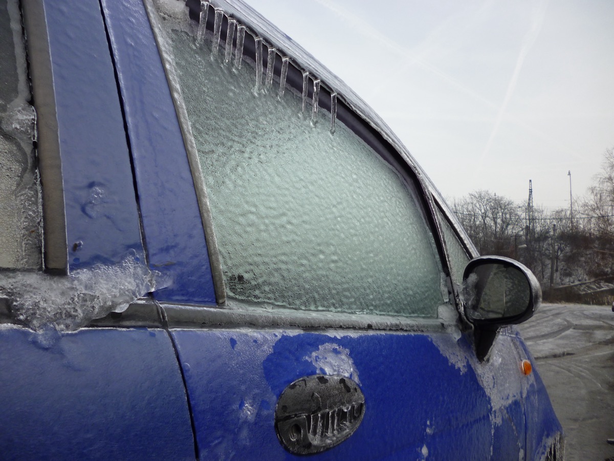 How to Open a Frozen Door Lock